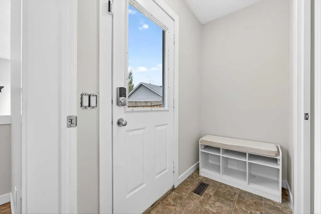 988 Prestwick Circle SE Calgary AB T2Z 3X7
