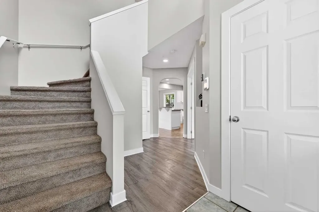 988 Prestwick Circle SE Calgary AB T2Z 3X7