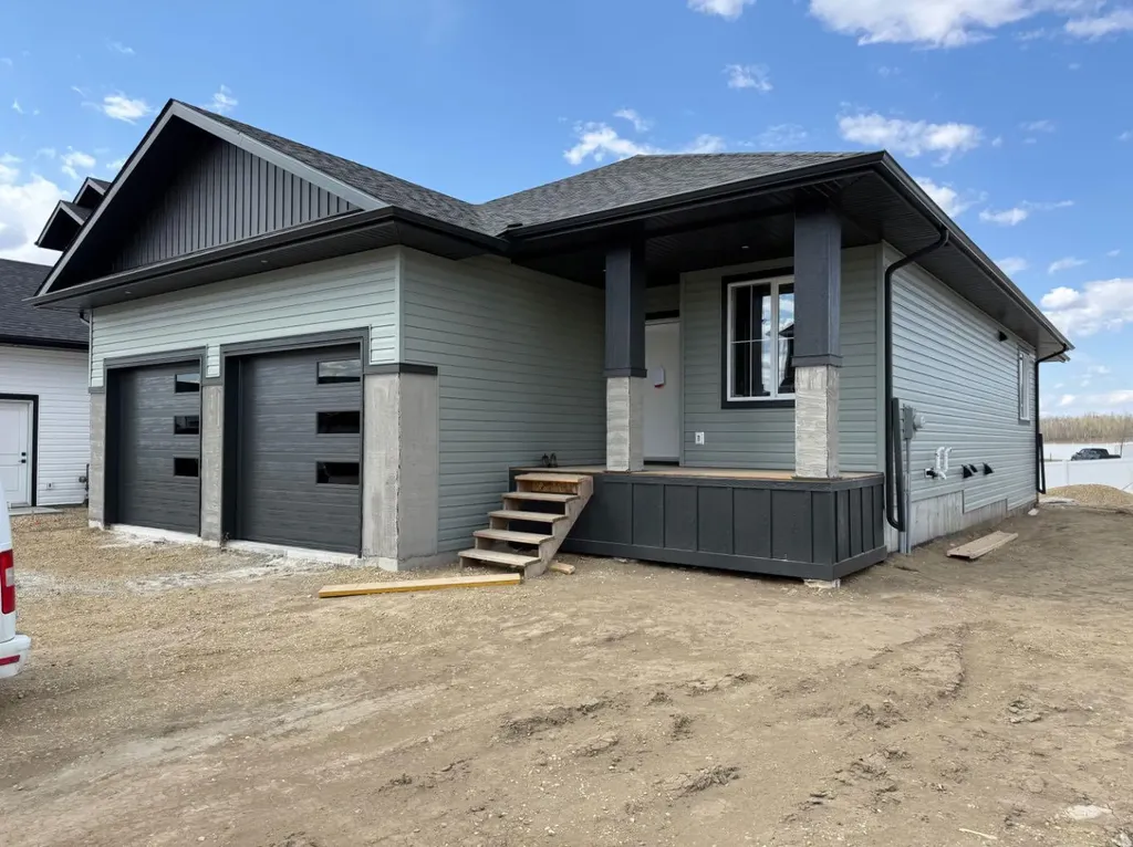 2 Aura Drive Blackfalds AB T4M 0N3