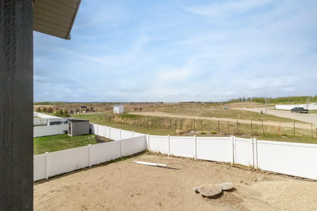 2 Aura Drive Blackfalds AB T4M 0N3