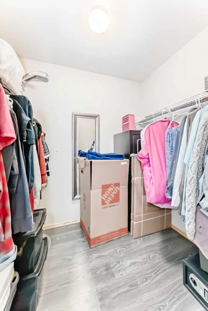 42 Jade Place Red Deer AB T4P 0G1