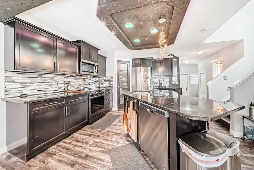 42 Jade Place Red Deer AB T4P 0G1