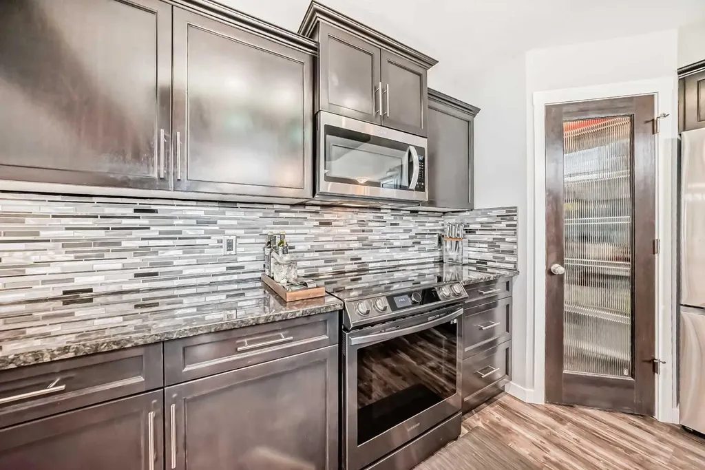42 Jade Place Red Deer AB T4P 0G1