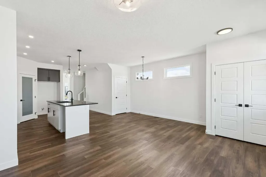 222 Layton Link SE Airdrie AB T4A 3R7