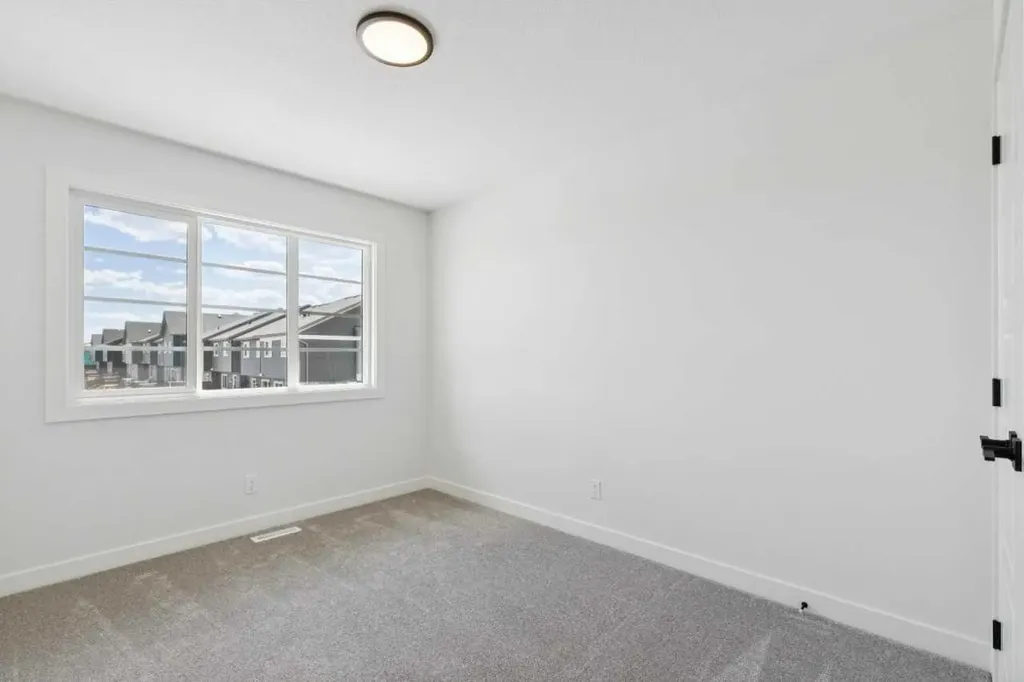 222 Layton Link SE Airdrie AB T4A 3R7
