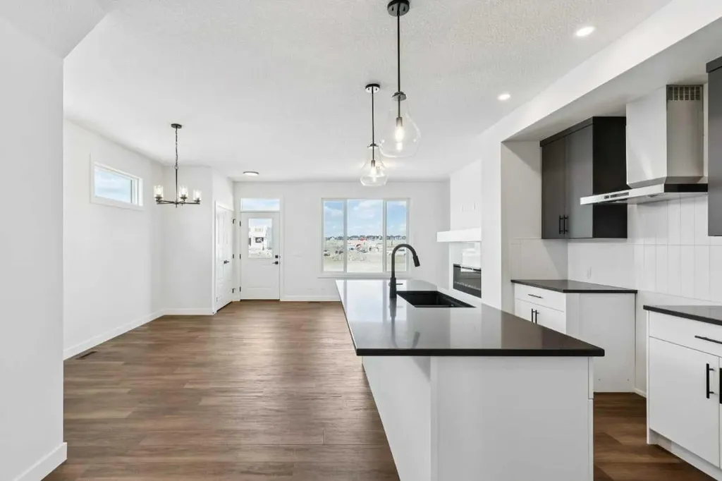 222 Layton Link SE Airdrie AB T4A 3R7
