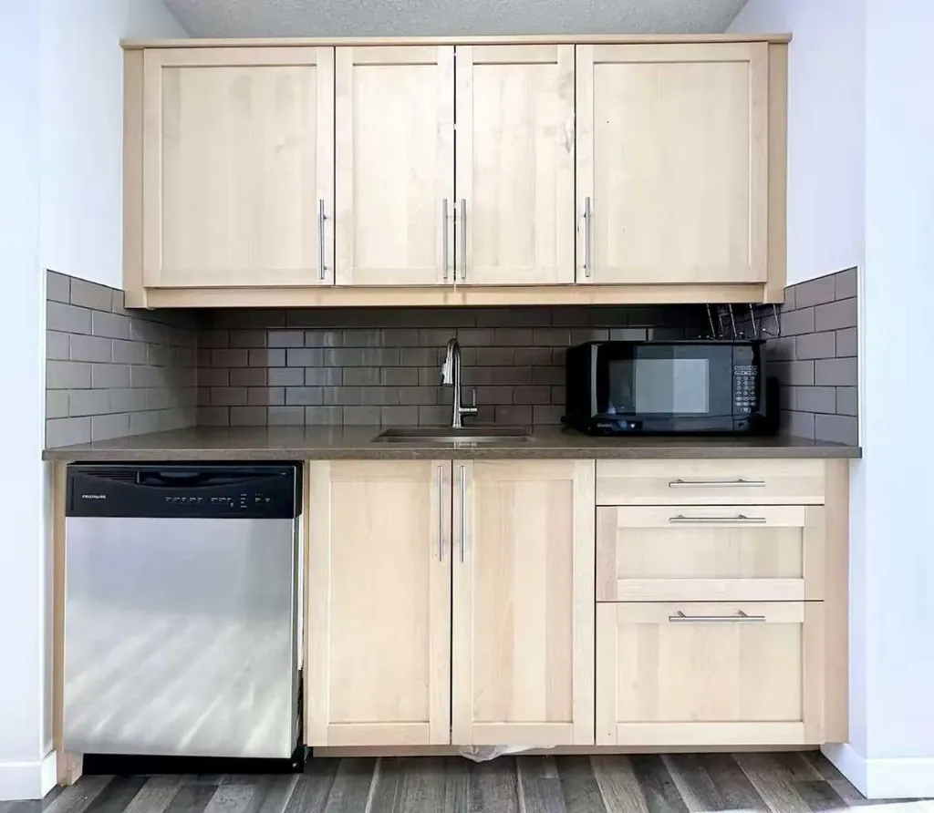 6915 Ranchview Drive NW Calgary AB T3G 1R8