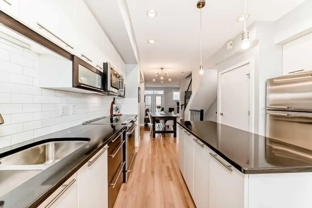 1606 36 Avenue SW Calgary AB T2T 6P7