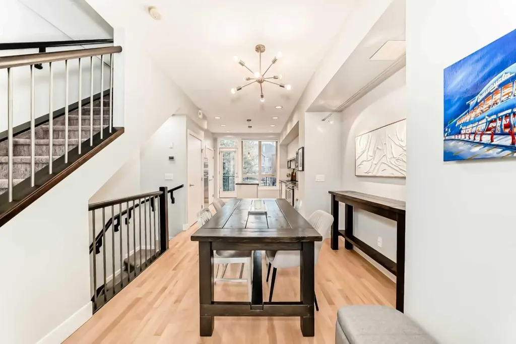 1606 36 Avenue SW Calgary AB T2T 6P7