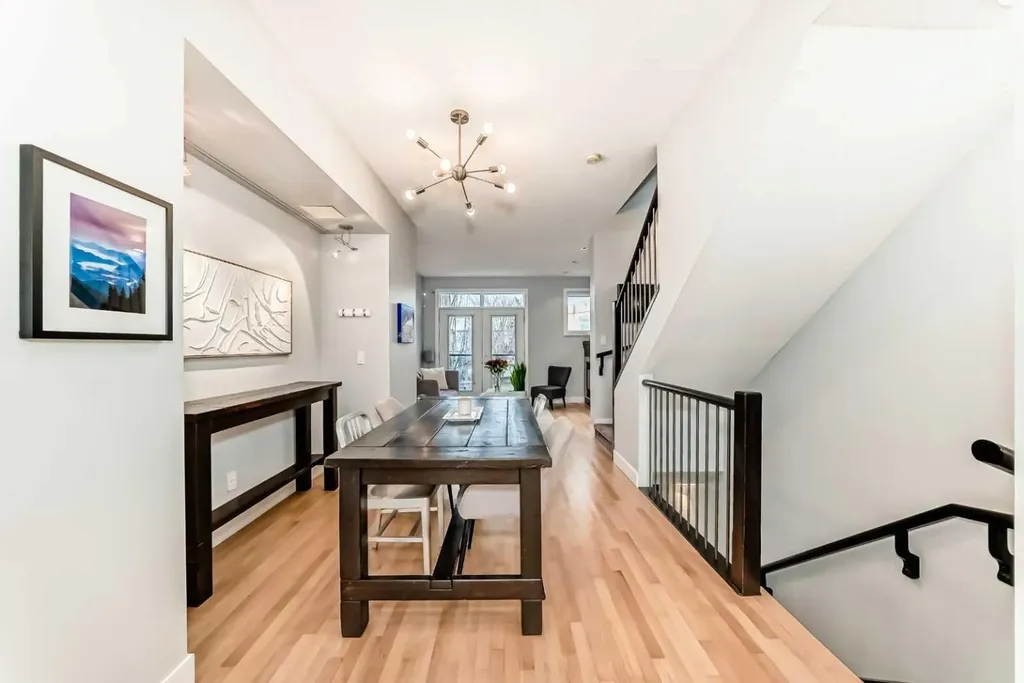 1606 36 Avenue SW Calgary AB T2T 6P7