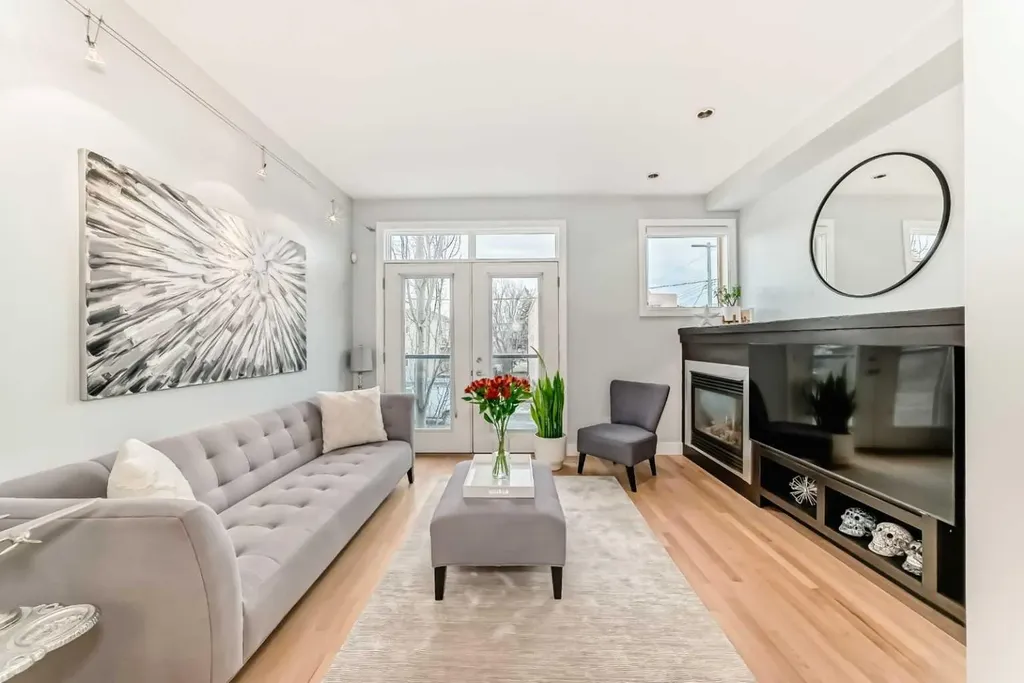 1606 36 Avenue SW Calgary AB T2T 6P7