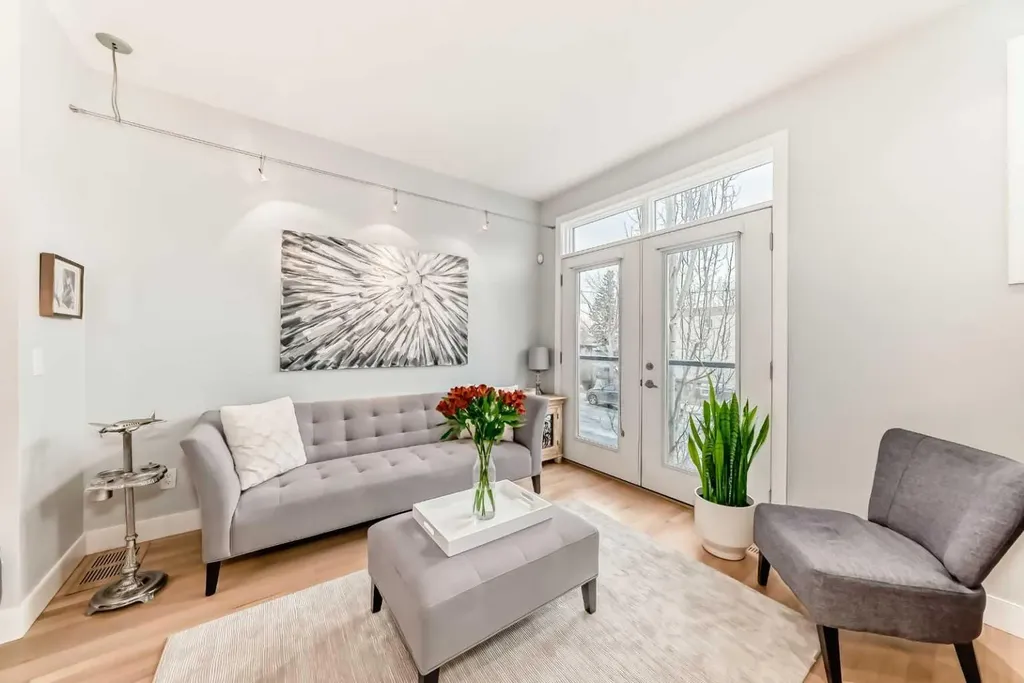 1606 36 Avenue SW Calgary AB T2T 6P7