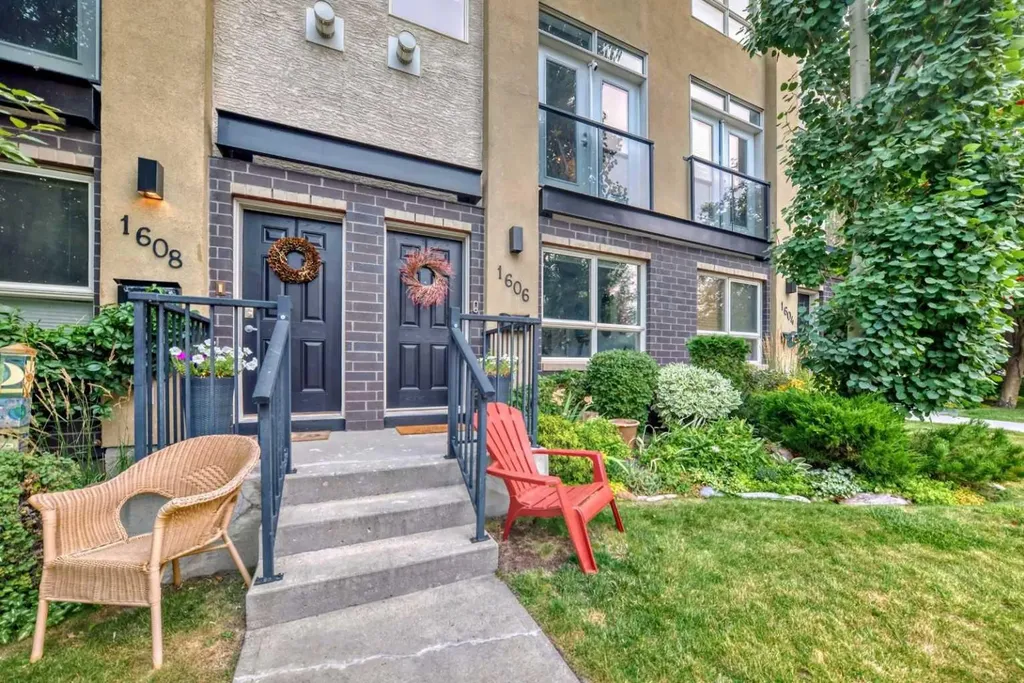 1606 36 Avenue SW Calgary AB T2T 6P7