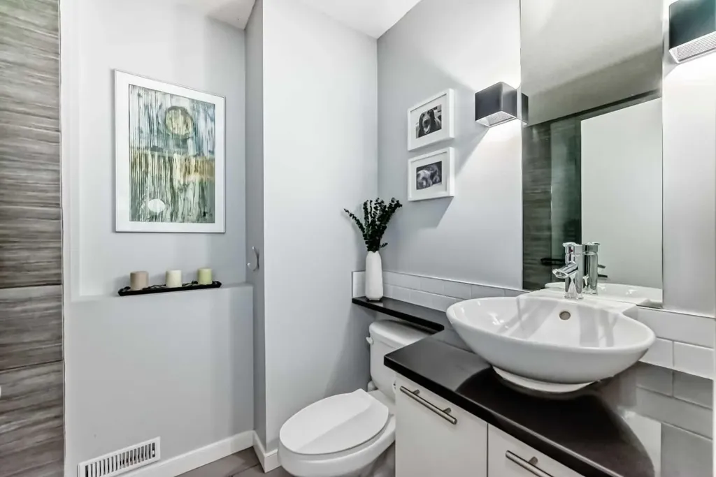 1606 36 Avenue SW Calgary AB T2T 6P7