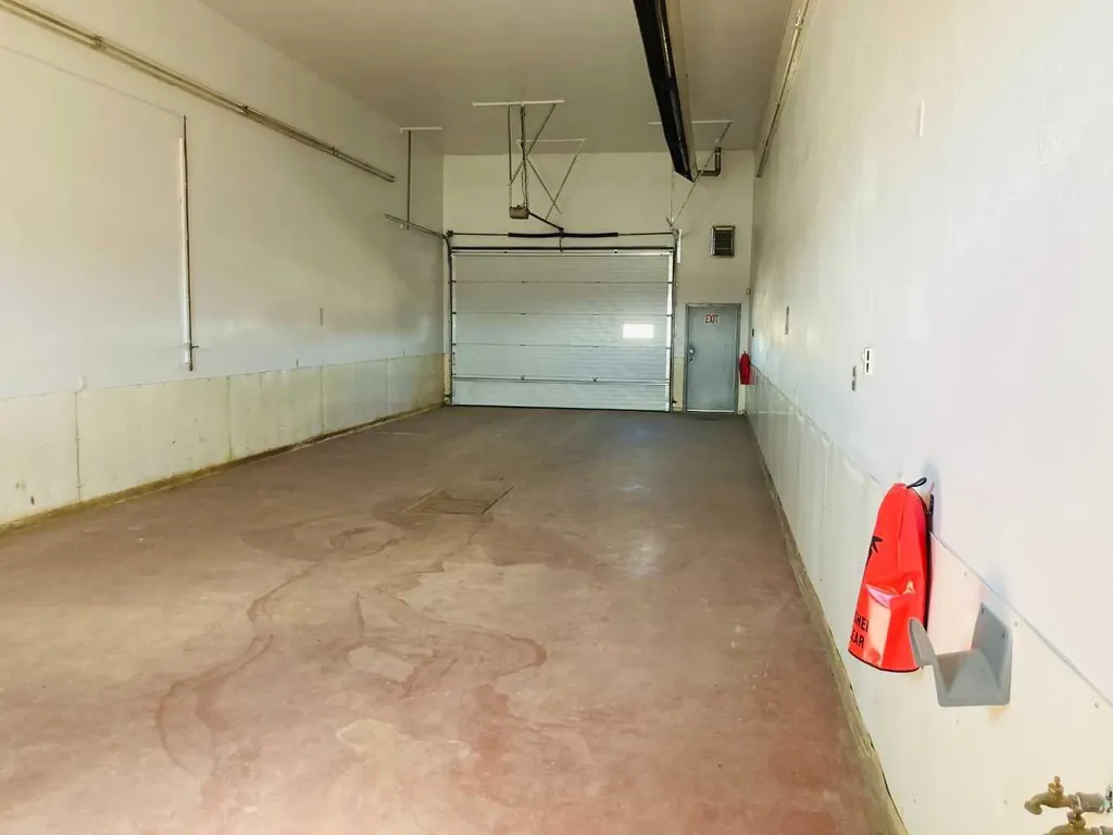 5292/96 48 Avenue Whitecourt AB T0E 0A6
