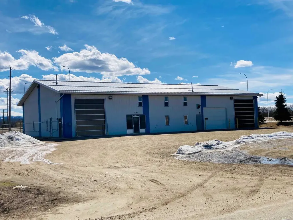5292/96 48 Avenue Whitecourt AB T0E 0A6