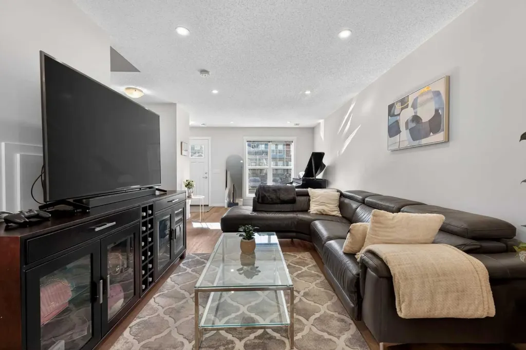 340 Cranbrook Square SE Calgary AB T3M 3K8