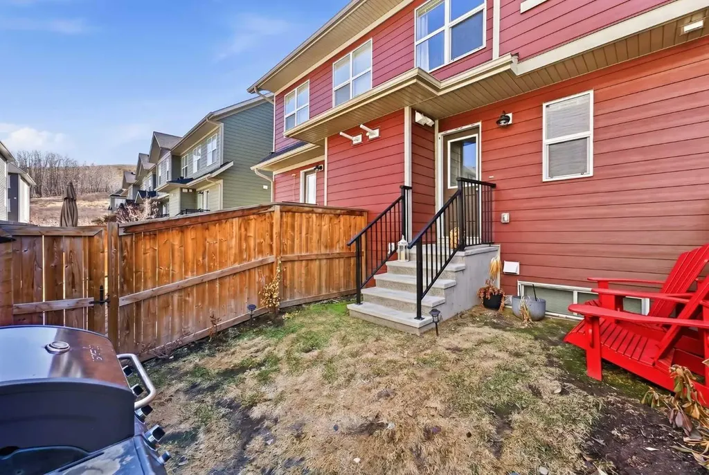 340 Cranbrook Square SE Calgary AB T3M 3K8