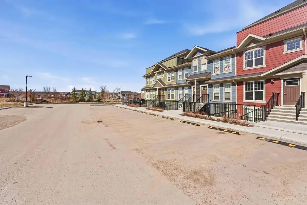 340 Cranbrook Square SE Calgary AB T3M 3K8