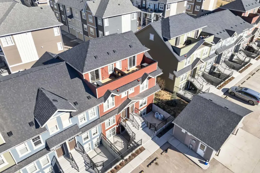 340 Cranbrook Square SE Calgary AB T3M 3K8