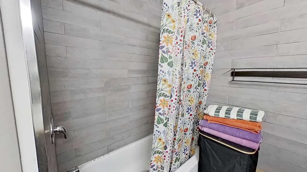 11723 Canfield Road SW Calgary AB T2W 1J6