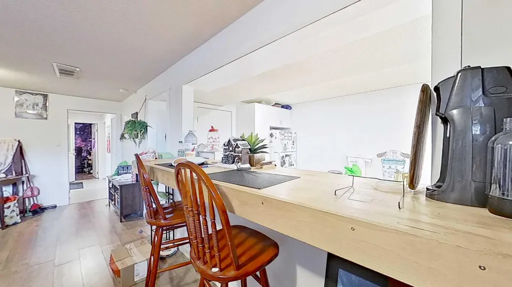 11723 Canfield Road SW Calgary AB T2W 1J6