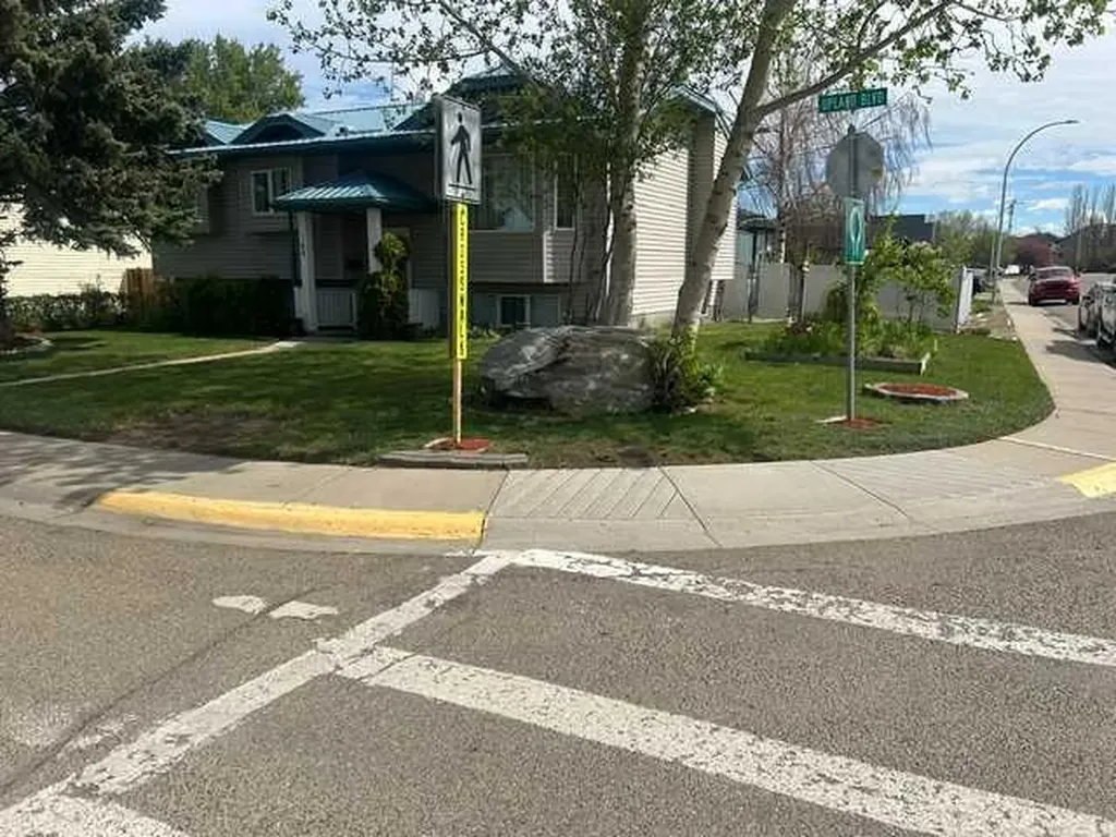 144 Upland Boulevard W Brooks AB T1R 0R3