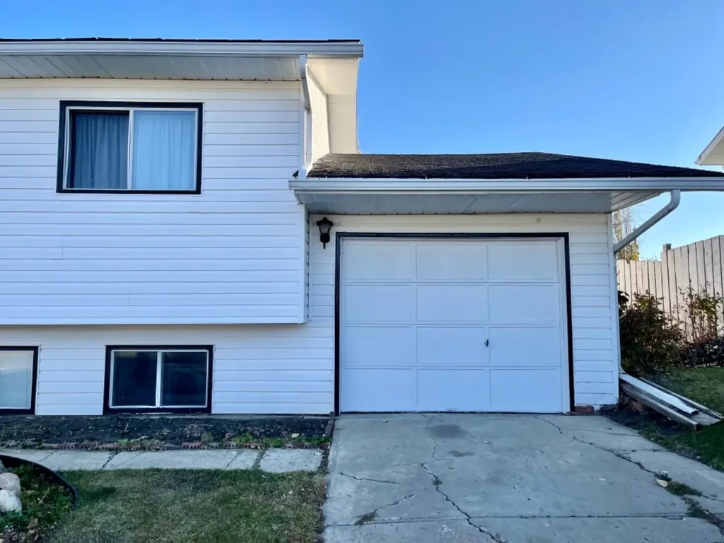 9303 93 Street Lac La Biche AB T0A 2C0