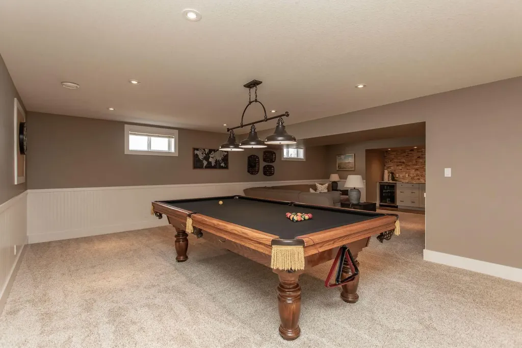 21 Dandell Close Red Deer AB T4R 2J3
