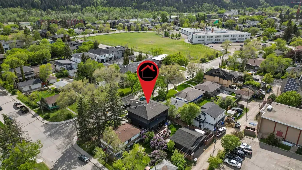 2908 7 Avenue NW Calgary AB T2N 1B2