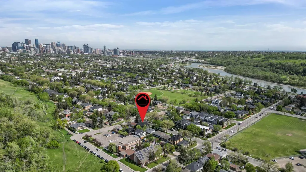 2908 7 Avenue NW Calgary AB T2N 1B2
