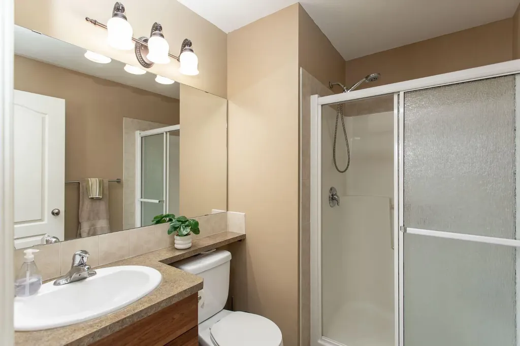 229 Jaspar Crescent Red Deer AB T4P 0G9