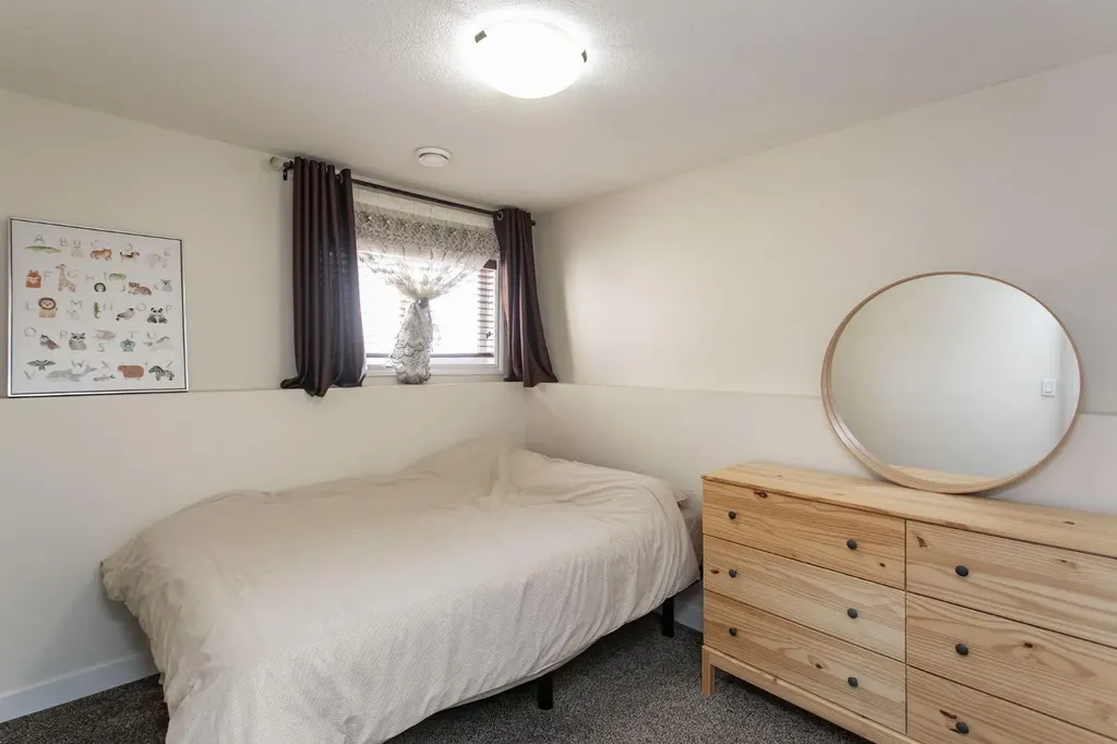229 Jaspar Crescent Red Deer AB T4P 0G9