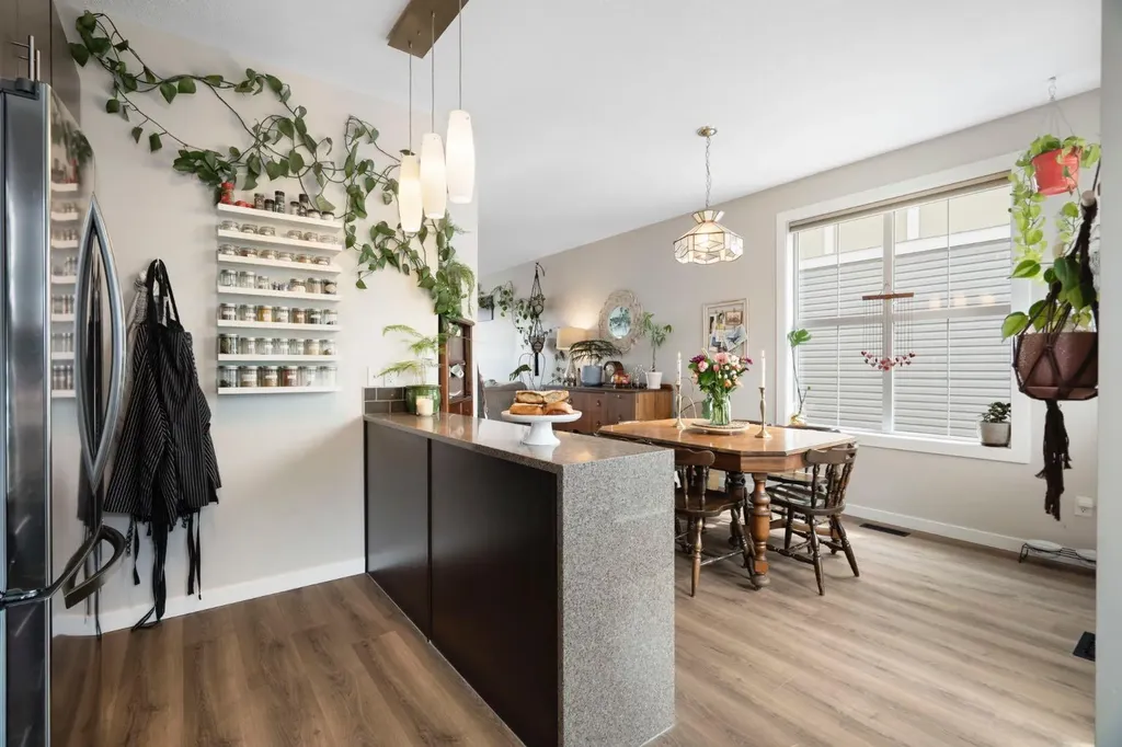 130 New Brighton Way SE Calgary AB T2Z 1H7