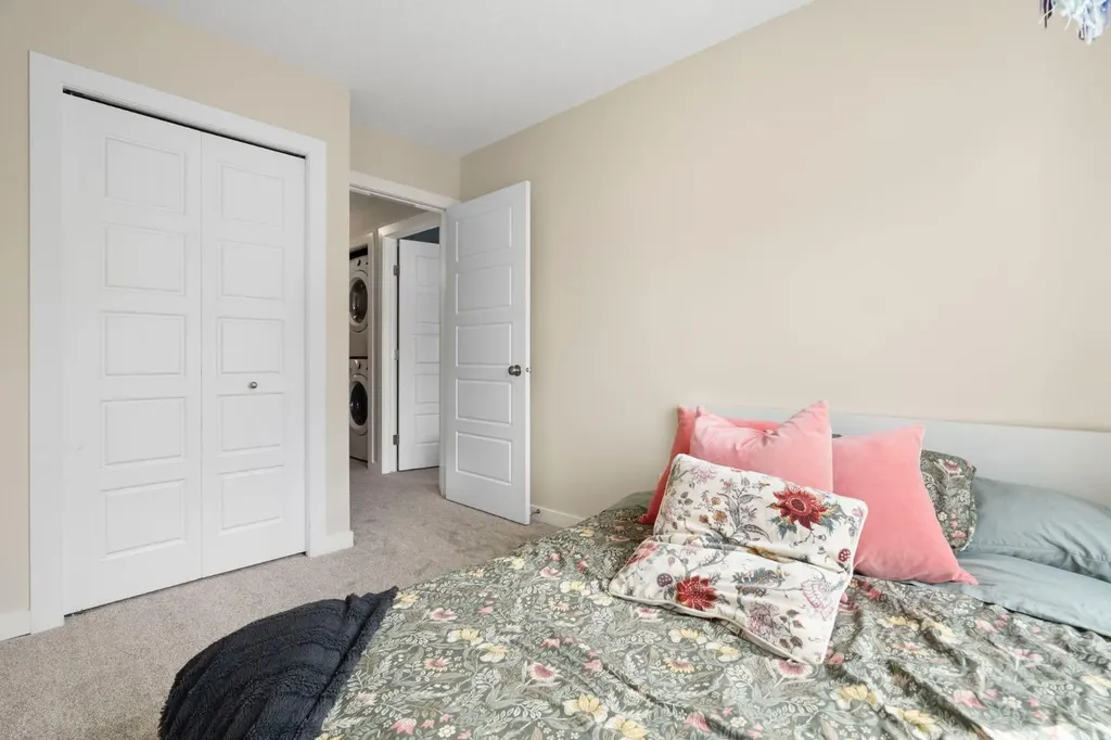 130 New Brighton Way SE Calgary AB T2Z 1H7
