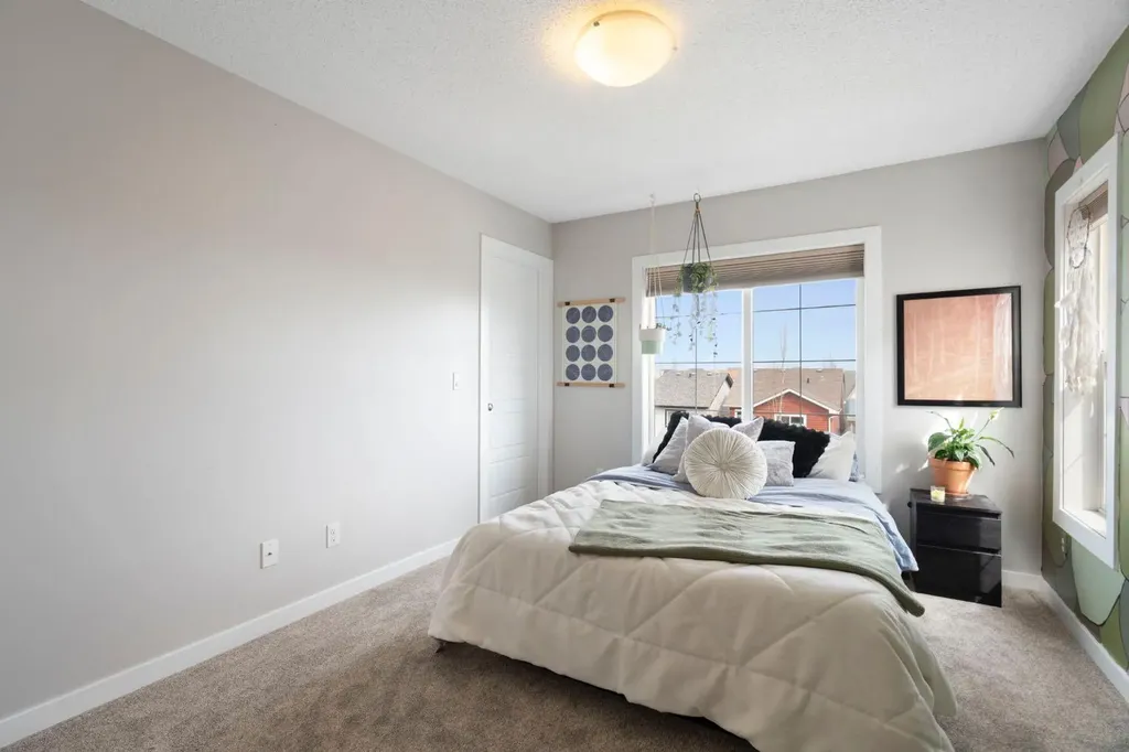 130 New Brighton Way SE Calgary AB T2Z 1H7