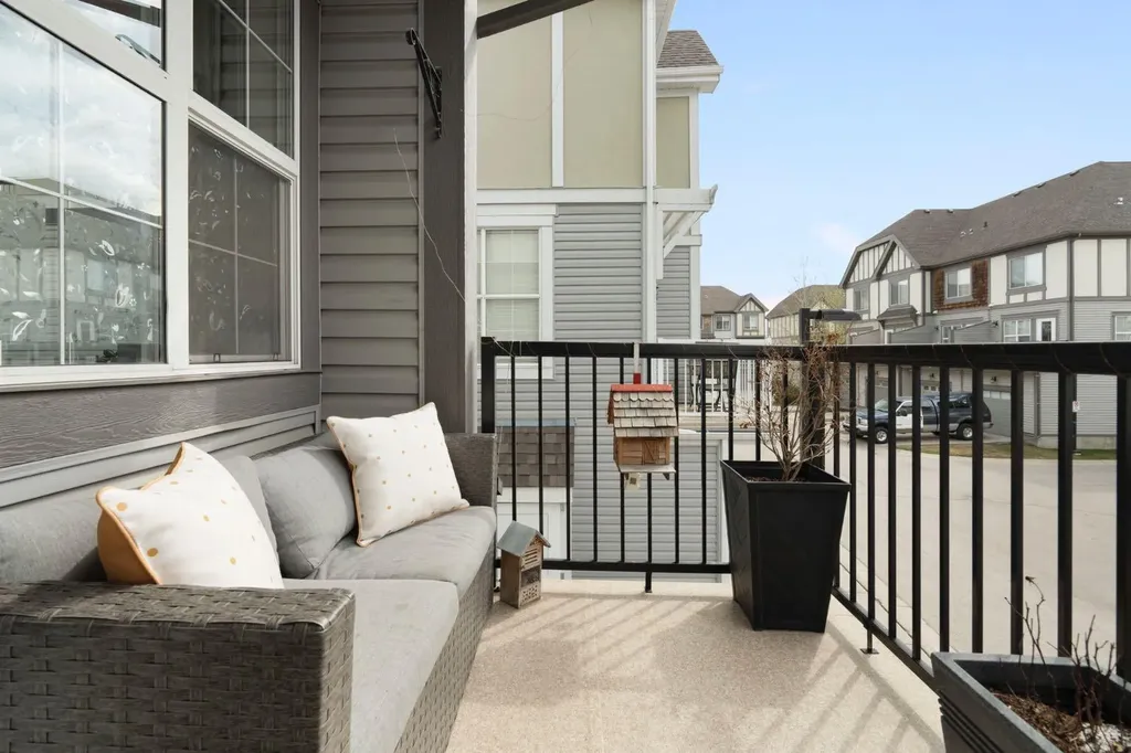 130 New Brighton Way SE Calgary AB T2Z 1H7