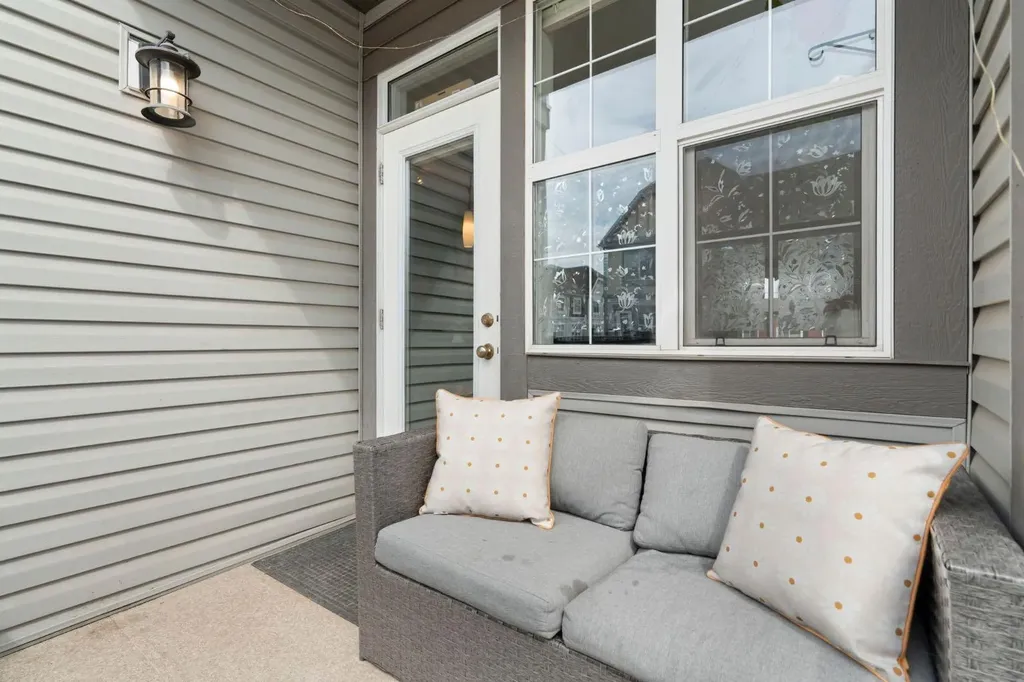 130 New Brighton Way SE Calgary AB T2Z 1H7