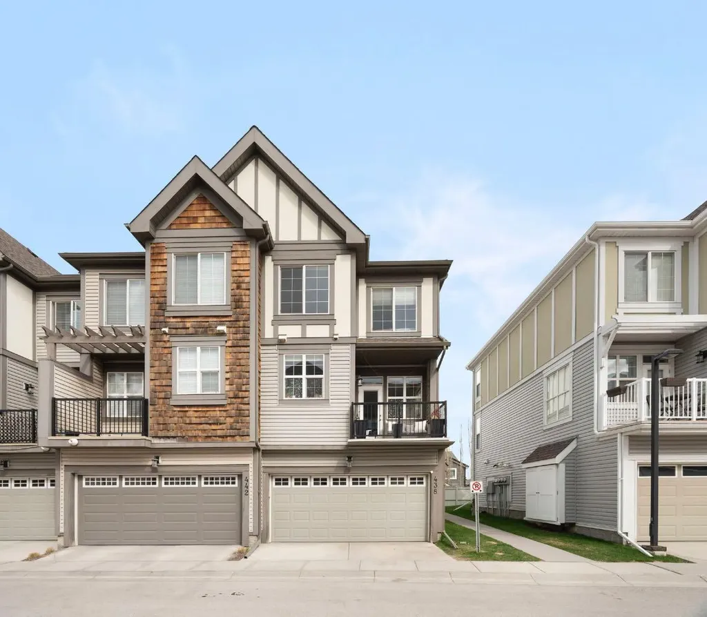 130 New Brighton Way SE Calgary AB T2Z 1H7