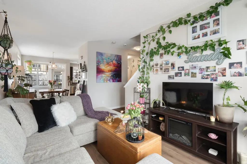 130 New Brighton Way SE Calgary AB T2Z 1H7