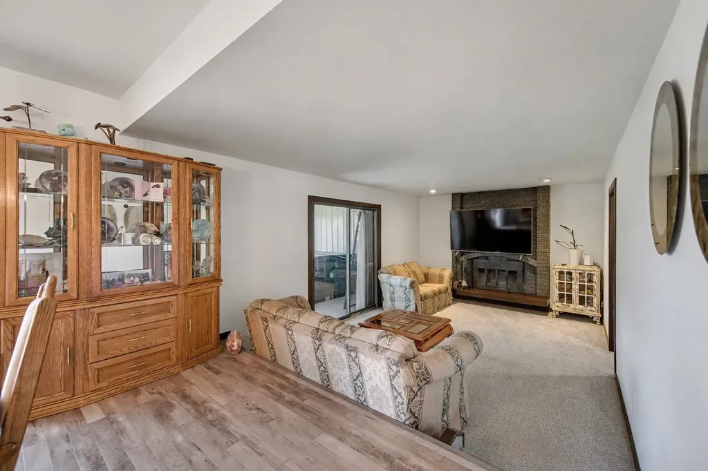 677 Wallace Drive Carstairs AB T0M0N0