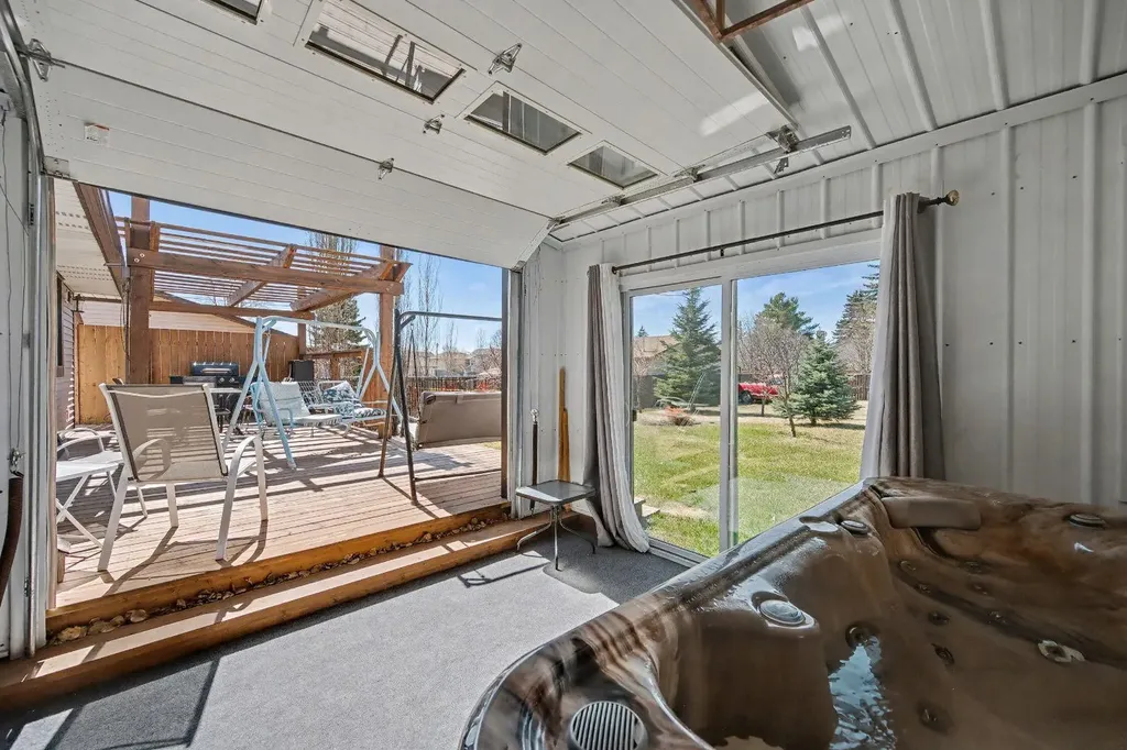677 Wallace Drive Carstairs AB T0M0N0