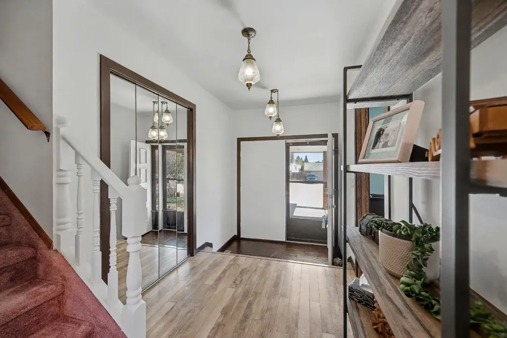 677 Wallace Drive Carstairs AB T0M0N0
