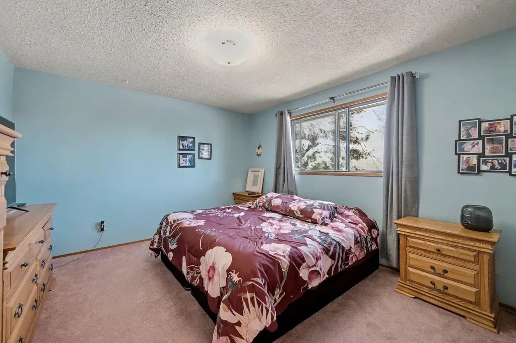 677 Wallace Drive Carstairs AB T0M0N0