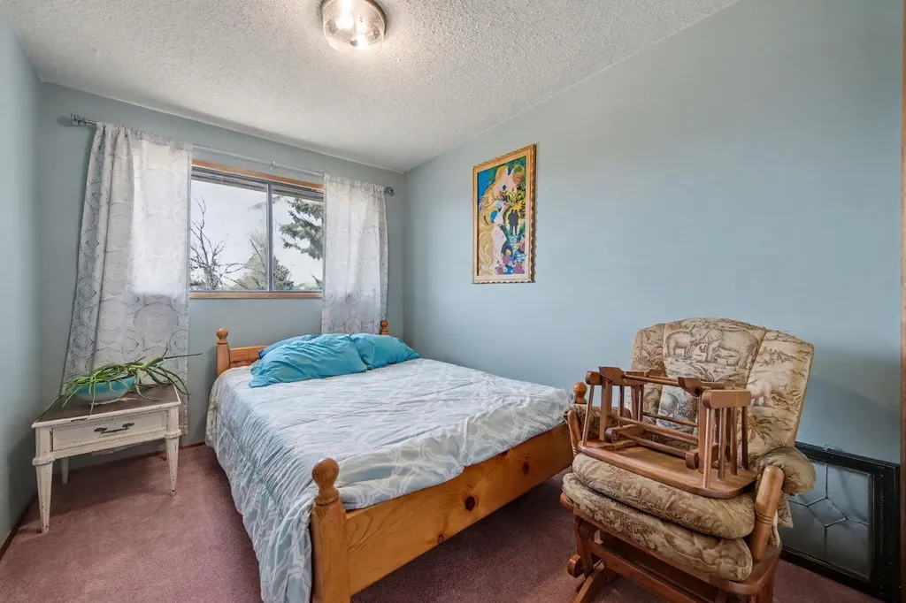 677 Wallace Drive Carstairs AB T0M0N0
