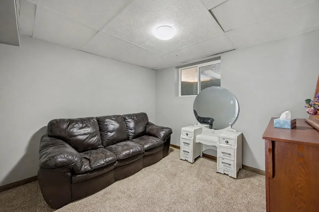 677 Wallace Drive Carstairs AB T0M0N0