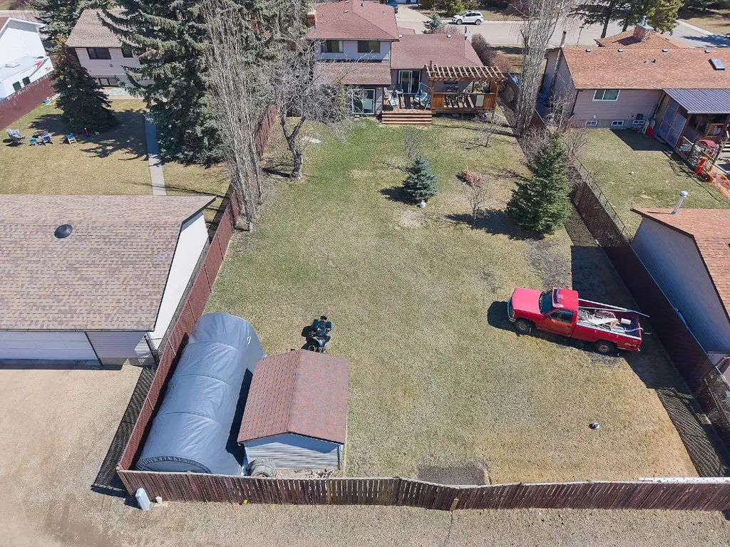 677 Wallace Drive Carstairs AB T0M0N0
