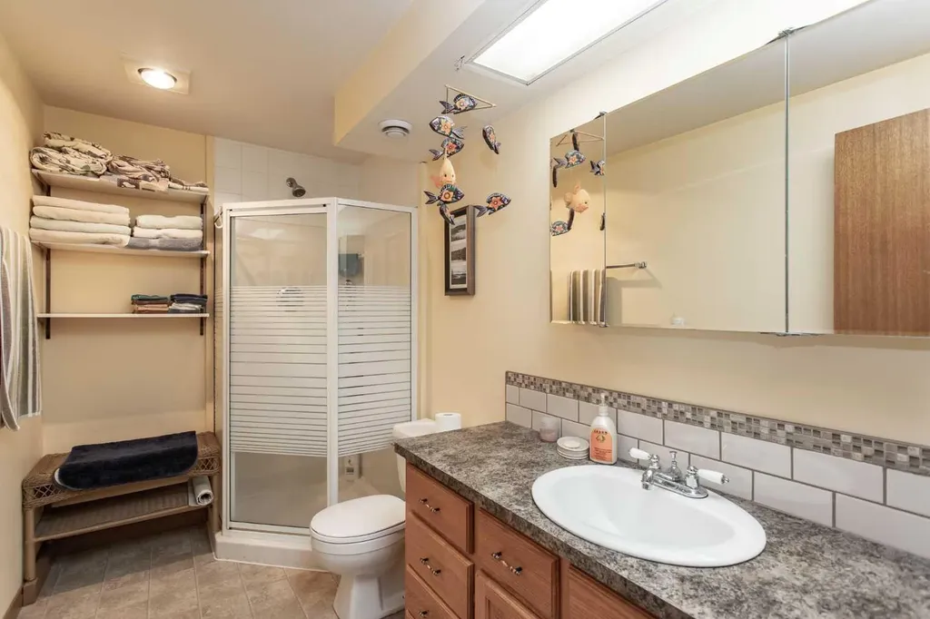 13 43 Avenue Close Lacombe AB T4L 1V8