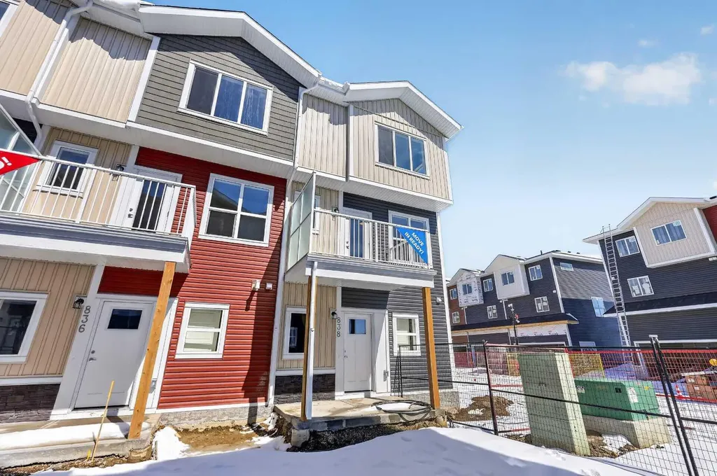 132 Red Embers Link NE Calgary AB T3N 2X8