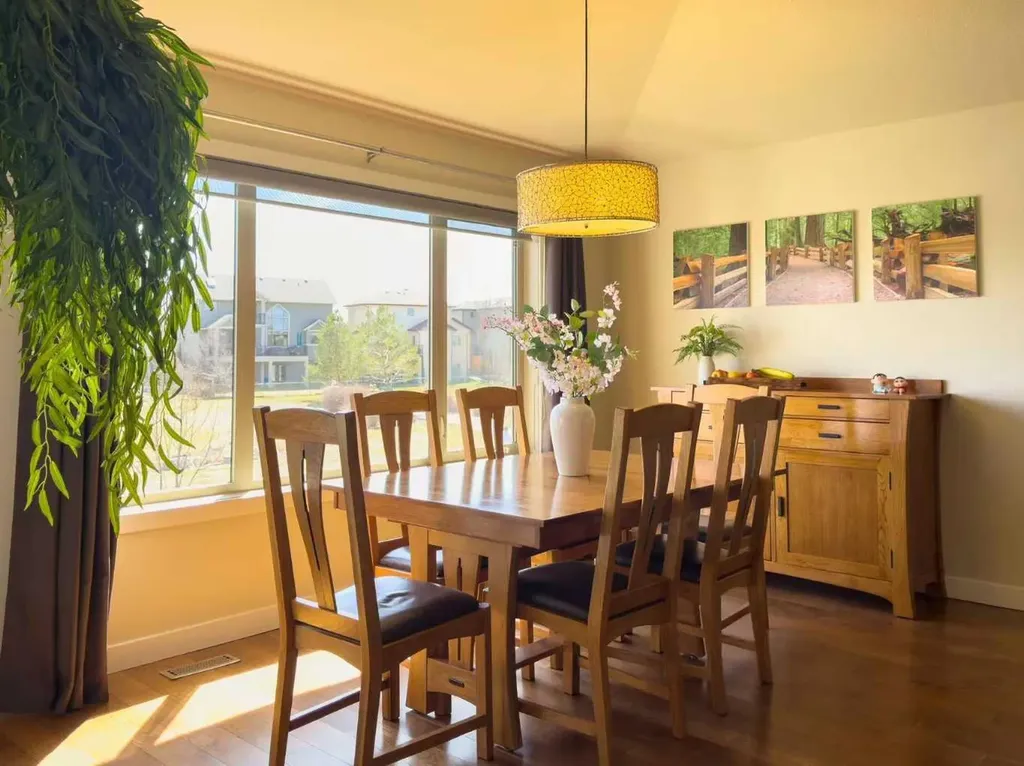 534 Canyon Cove W Lethbridge AB T1K 2N4